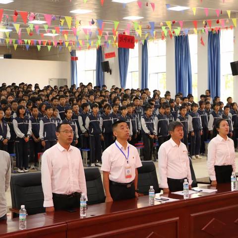 保山第九中学举行“学习二十大、永远跟党走、奋进新征程”系列主题活动