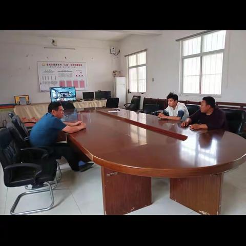 村庄清洁日，我们在行动