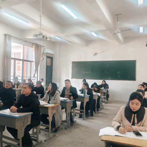 “语”你同行齐进步 “研”路俯拾皆芳华