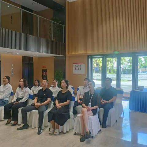 杰锦（海南）人力资源服务有限公司组织党员及员工观看抗战胜利 80 周年纪念大会直播