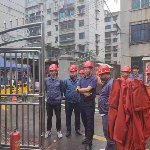 输配分公司顺利完成贵阳市经开区西工厂小区老旧燃气管网改造作业