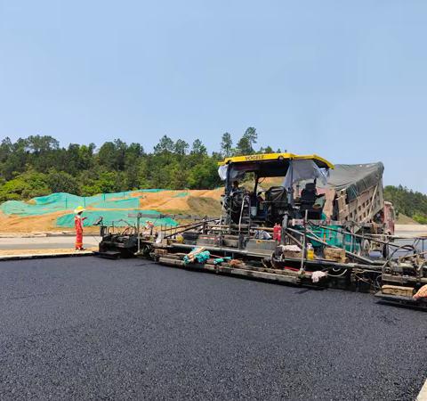 路面施工质量智能管理系统：提升路面机械设备施工工艺的有效途径