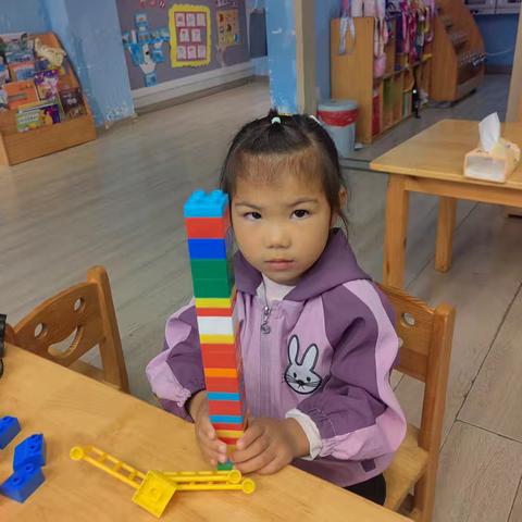 “手”次相遇：小一班的自主游戏时光