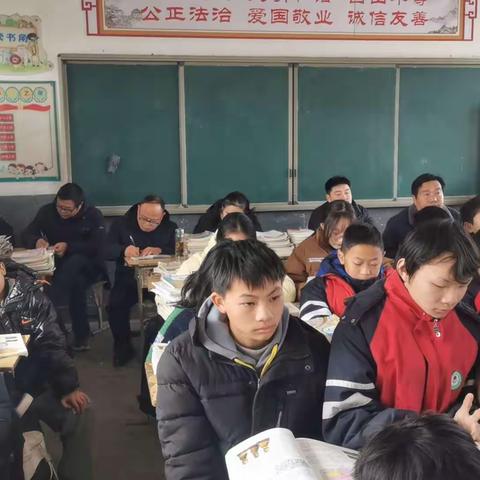 寒冬暖意融，教研意正浓 —— 三空一中政史地组教研