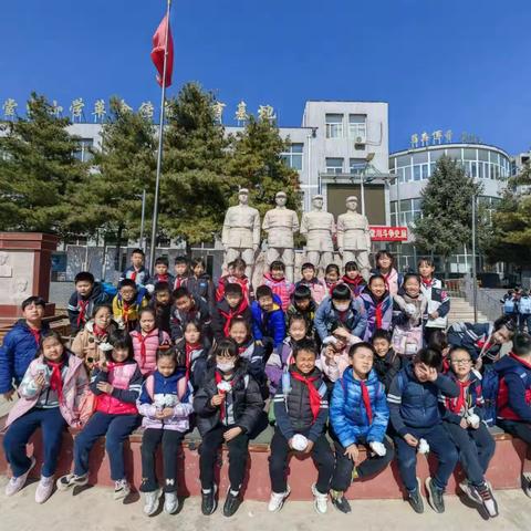 学党史、听党话、跟党走---          育园小学开展“红色文化”志行课程实践活动