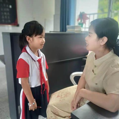 模范教师 | 盛菊荣：不忘初心，爱与职责同在