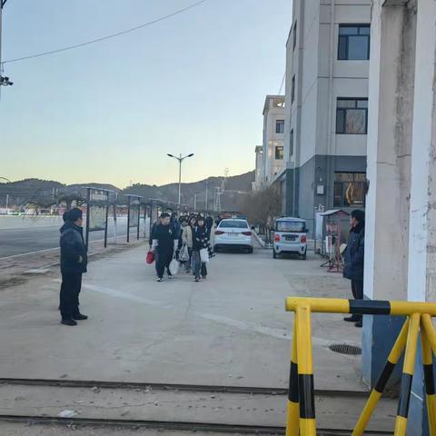 共筑安全防线，守护成长之路