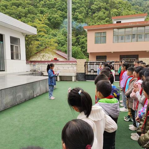 “弘扬生态文明，建设绿色校园”柴坪镇松柏小学开展建设绿美校园活动