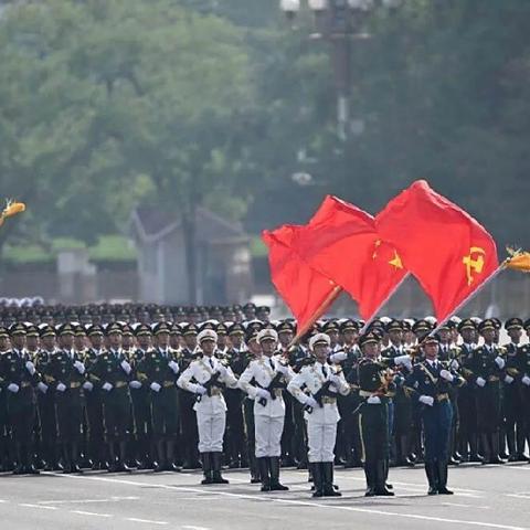 英姿飒爽展国威 铁血荣光铸和平——农行扶余支行观9.3阅兵