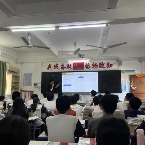 专家引领明方向，精准把脉促提升——市教研员莅临我校进行视导调研