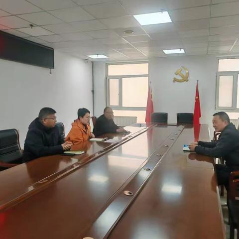 西苑街道办事处召开乡村级河长述职会