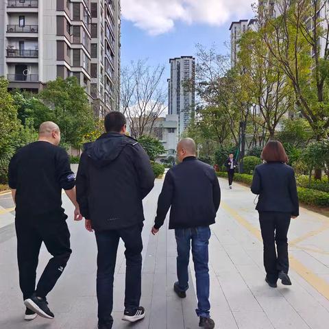 安全整治不放松——厦坊村开展电动自行车安全隐患专项排查行动