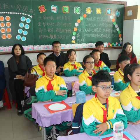 打磨“心”讲堂  教研“劳”养德--义县教师进修学校德育研究室指导听课活动纪实