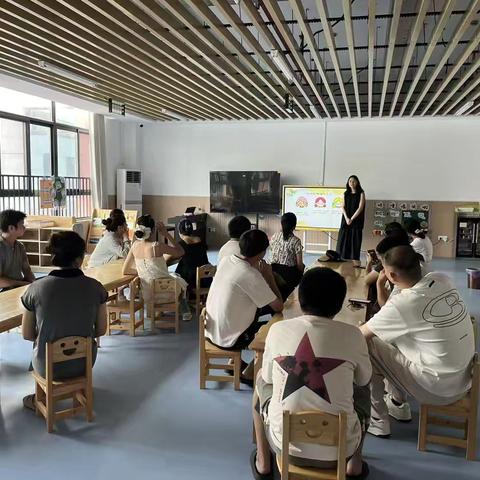 共赴明天·携手同行 ‍——利辛县第五幼儿园新生家长会