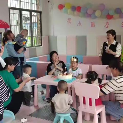 “成长，不负美好遇见”— 晨光村慧育希望儿童早期发展活动中心开展集体活动和生日派对