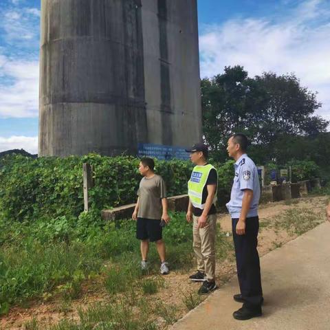 建阳区护路办认真做好防台风保畅通工作