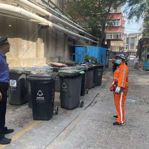 【历下城管执法】扎实推进垃圾分类工作，助力城市文明