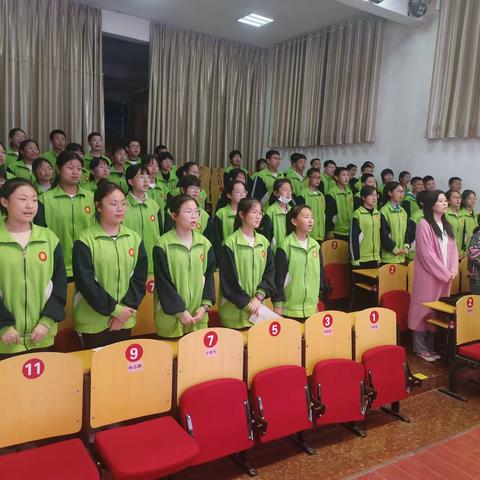 实达中学第一届“书香达人杯”学生组演讲比赛