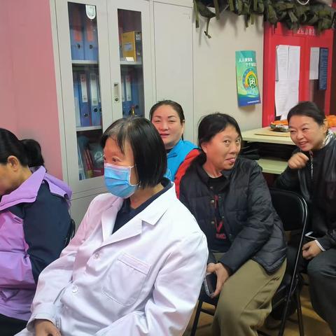 [社区动态]西苑医院社区体验中医之美——“舌诊”讲座活动