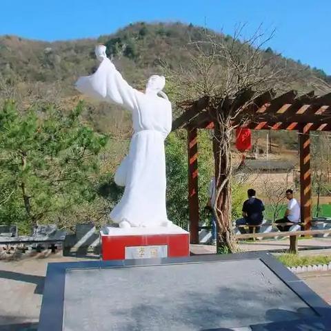 “五一”不涨价，热烈欢迎各界人士下榻徽县金源大酒店，共度愉快小长假