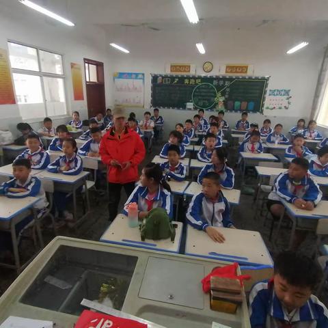 2023年5月12日铜仁市第四小学六（4）班牛王城劳动教育研学旅行