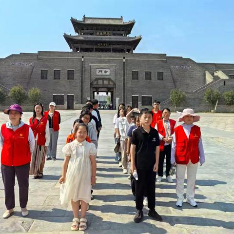 金太阳志愿者协会开启困境儿童研学之旅
