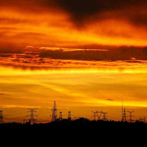 惊艳！雨后灵宝的天空出现艳丽“火烧云”