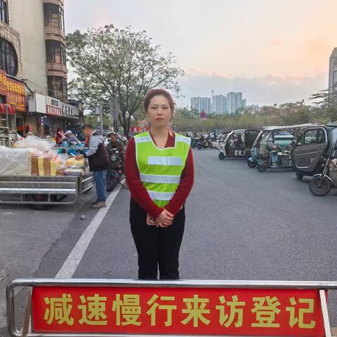 大手牵小手，暖心护学岗——记五(10)班护岗美篇