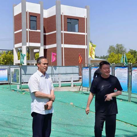 局二级调研员吕勤禄和农水水电处检查指导漳滏河灌区工程建设情况