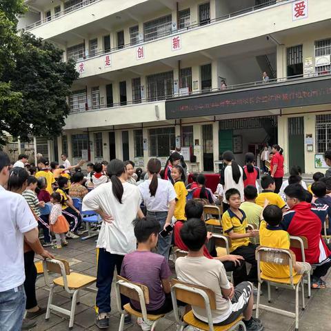 家校同心共筑梦——连州镇协民小学召开2024年春季学期家长会暨法治进校园宣讲活动