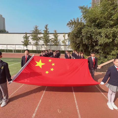 【北湖小学】世界粮食日，不负好“食”光——10月16日是世界粮食日，联合国粮食及农业组织将今年全球活动主题确定为 ：“水是生命之源，水是粮食之本。不让任何人掉队。”