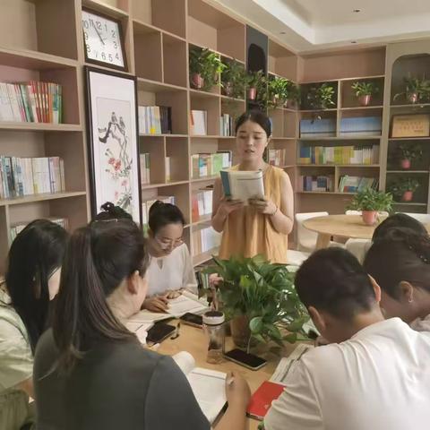 聚焦新课标  蓄力新征程———城关镇宜洛小学教研活动小记