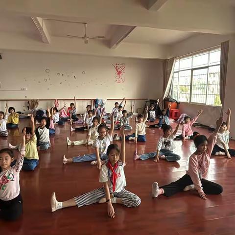 宁远县印山小学三年级社团