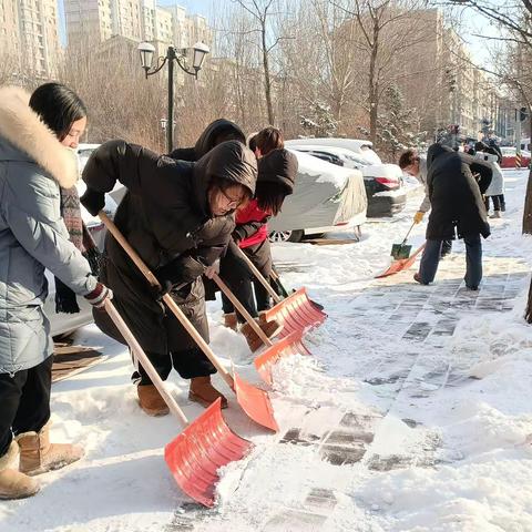 皇姑区陵东街道富丽阳光社区“路长制”专项行动工作信息