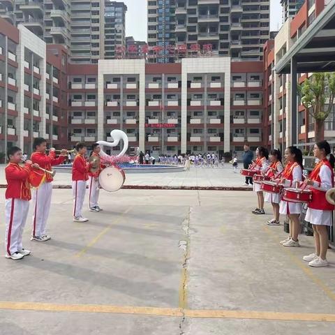 童心即诗，童年最美---会心远学校“六一”联欢会