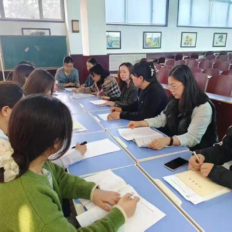 《巧手创童趣，生活小创意》教学案例实录