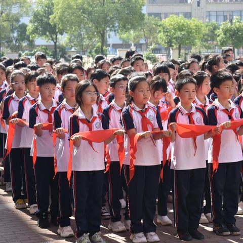 红领巾飘扬，梦想正启航 ‍——固镇一小胜利路校区新队员入队仪式纪实