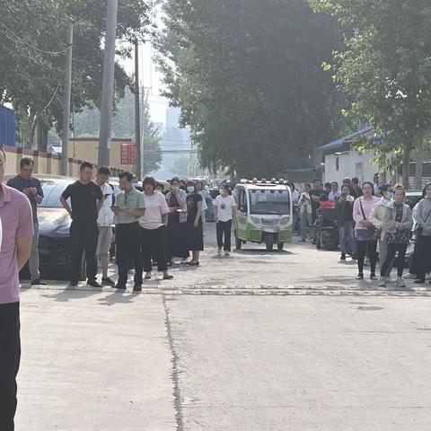 家校同心，携手共进— 钱旺村小学召开家长座谈会