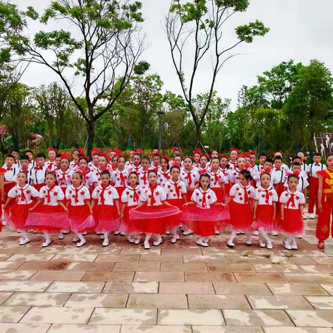 小百户小学参加陆良县教育体育局新时代新少年新艺术展播纪要