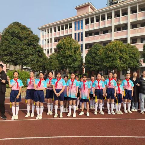 “撒开脚丫，绳彩飞扬伴成长”—— 板岭小学三月三花样跳绳特色活动纪实