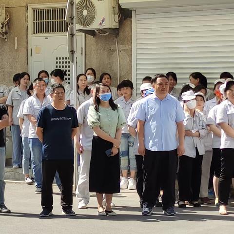 应急演练防未然 筑牢安全“防火墙”——七里山街道七西社区联合思迈迩制衣有限公司开展“安全生产月”活动