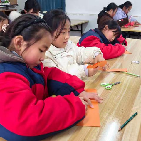 非遗剪纸“鱼”悦时光 让爱与传承共生长——亳州市州东中心小学爱的生长主题教育活动