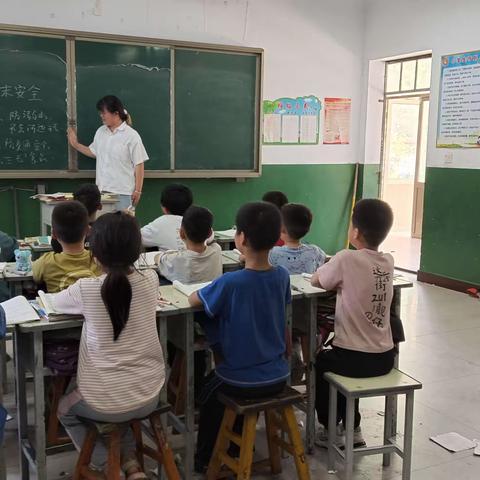 关爱学生，幸福成长——曹庄学区刘信堡小学周末安全教育