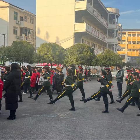 感知风俗，情暖冬至——恩江二小国旗下讲话冬至日主题活动