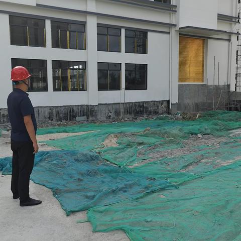 2024年定安县住建局开展扬尘治理工作（11）