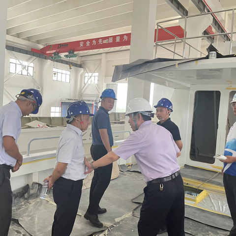 市农业农村局带队调研三亚农投海洋产业公司休闲渔船建造进度情况