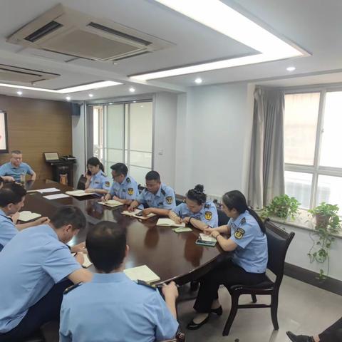 传达学习推进会精神    强力推进集中整治工作