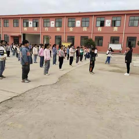 陈青集镇陈社小学防震减灾