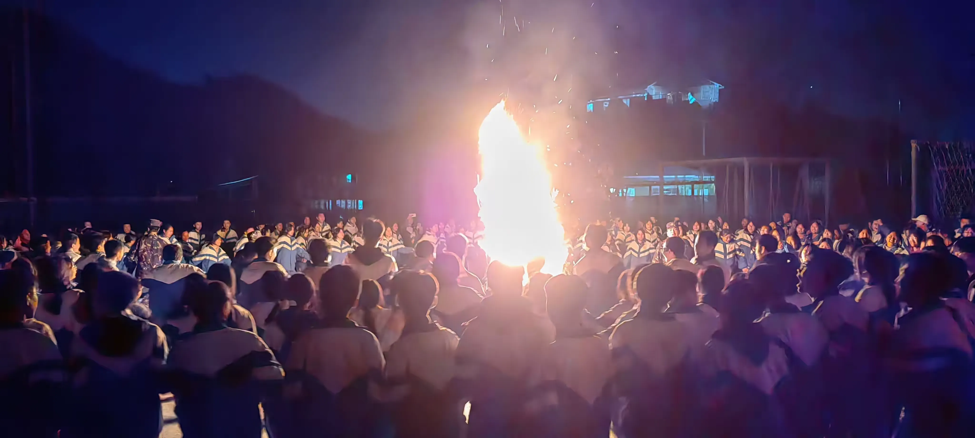 简篇-2023松桃县笫二中学九年级4班学子“激发内在动力 开发潜在智慧”研学励志活动