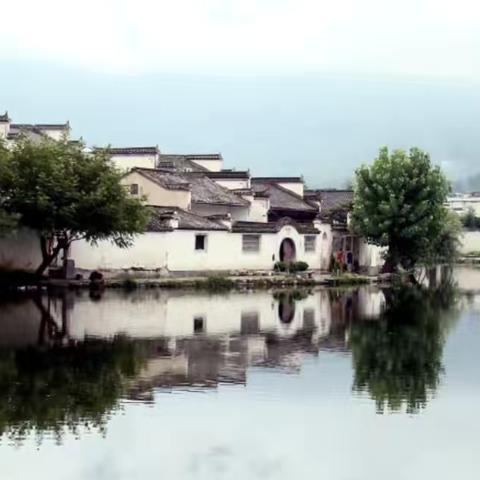 美术《徽派建筑》